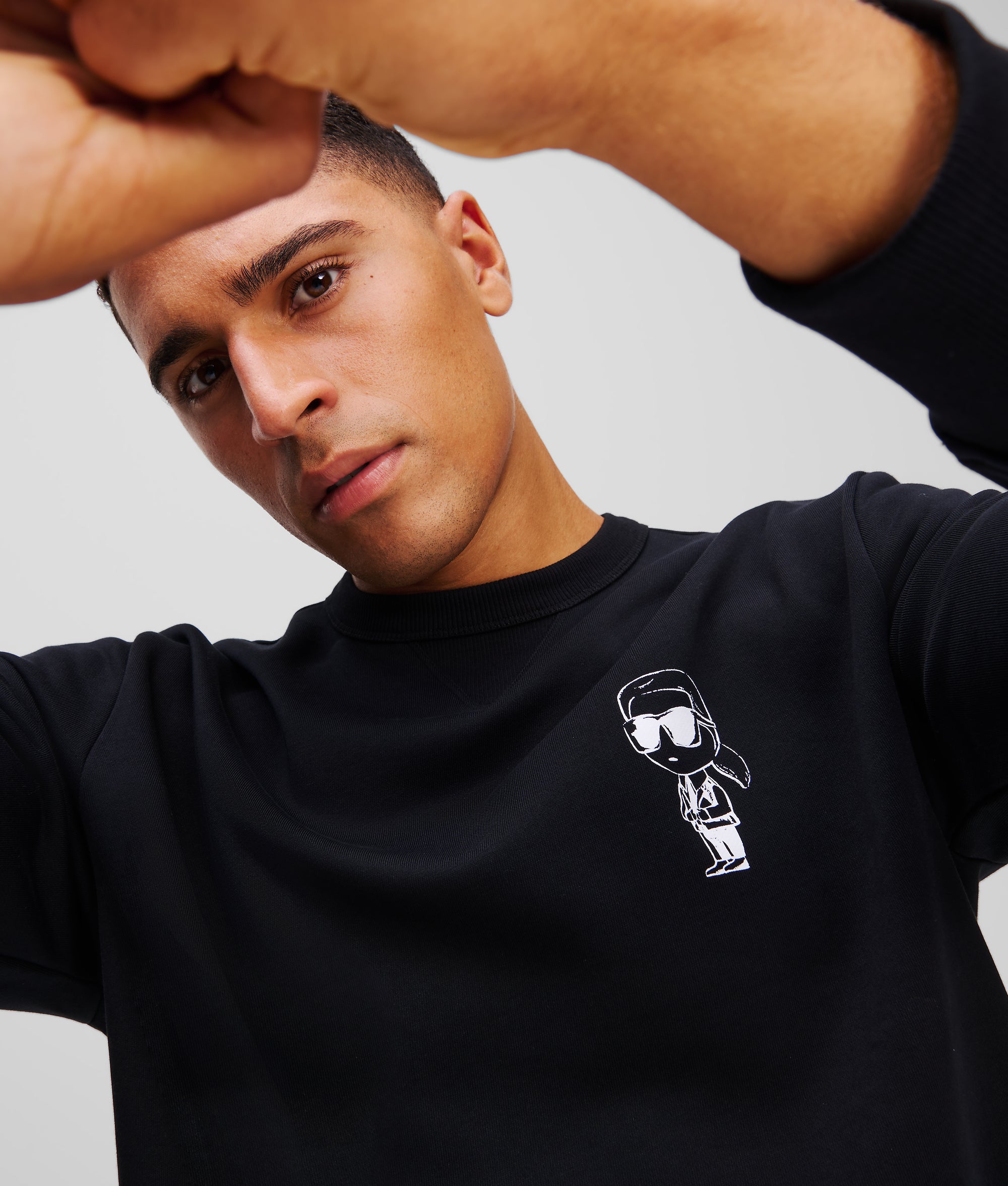 IKON GRAPHIC SWEATSHIRT - Image 2