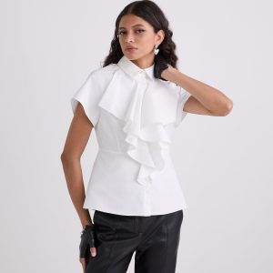 SHORT-SLEEVED RUFFLE SHIRT