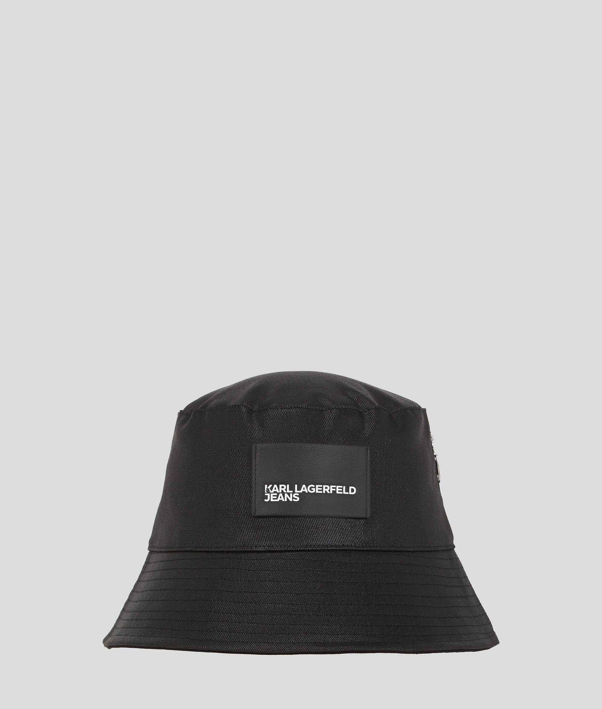 COATED DENIM BUCKET HAT