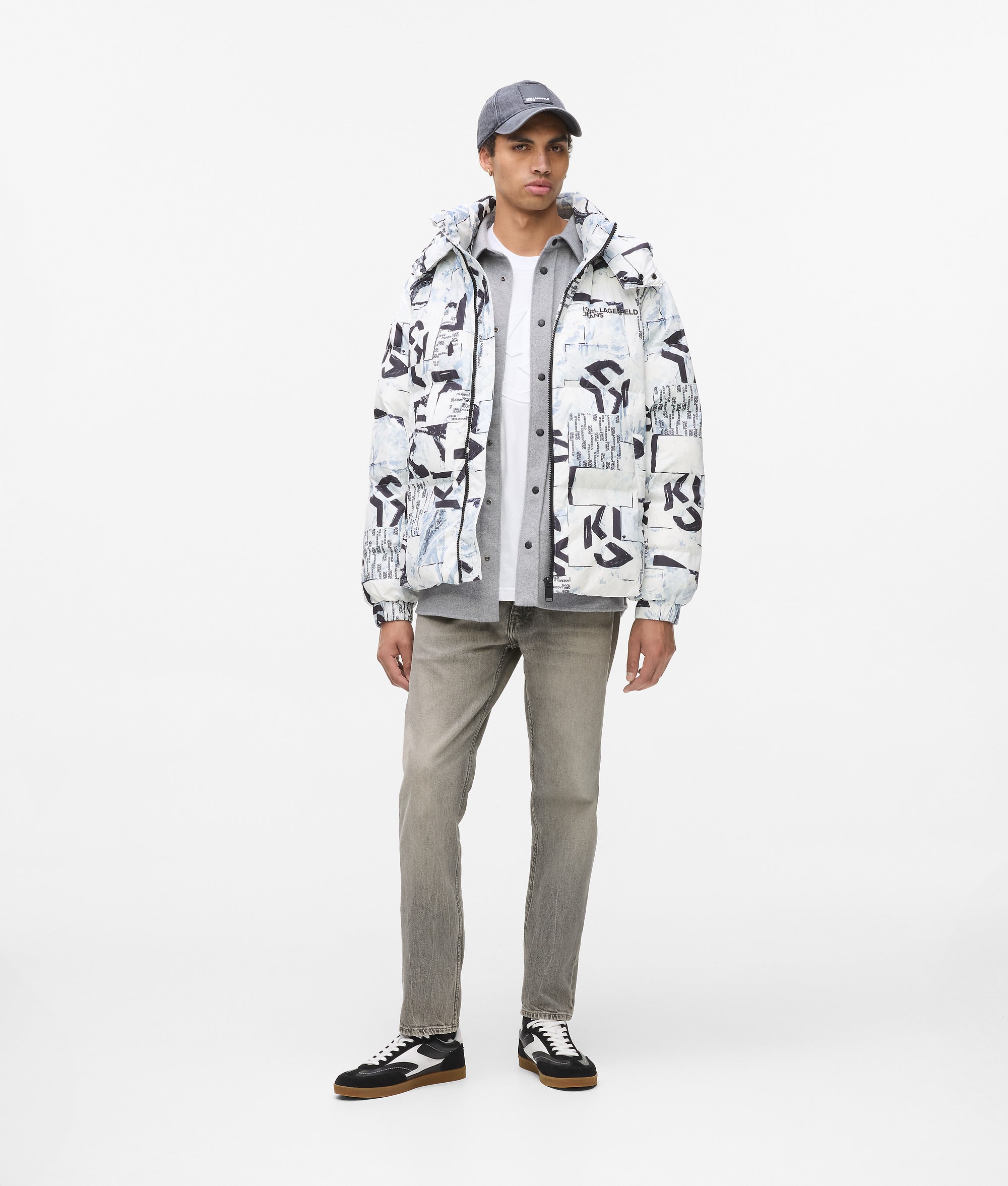 Tapered jeans - Image 4