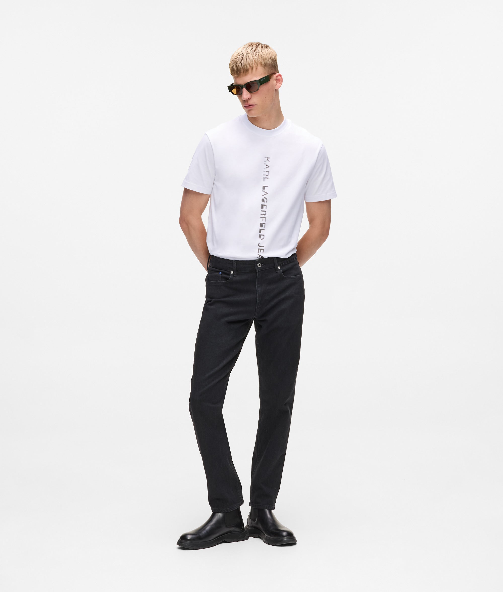 Vertical logo T-shirt - Image 4