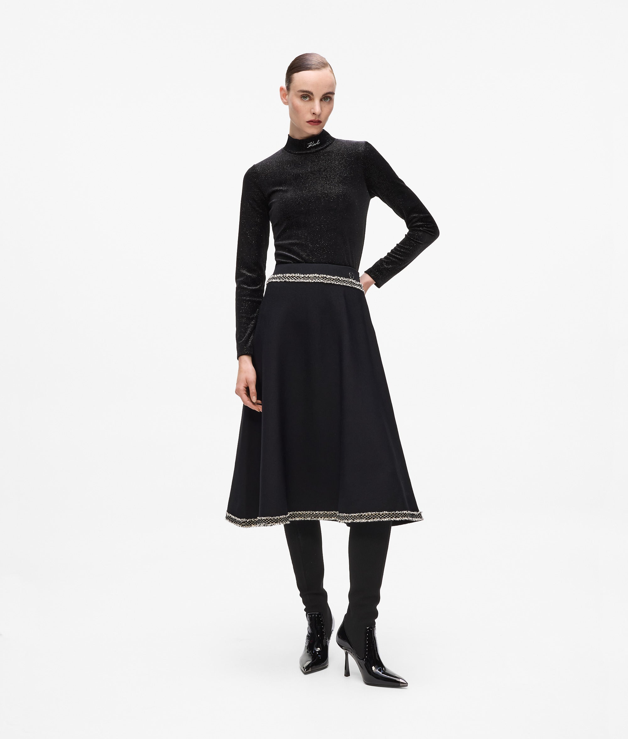 Boucl?? detail knit skirt