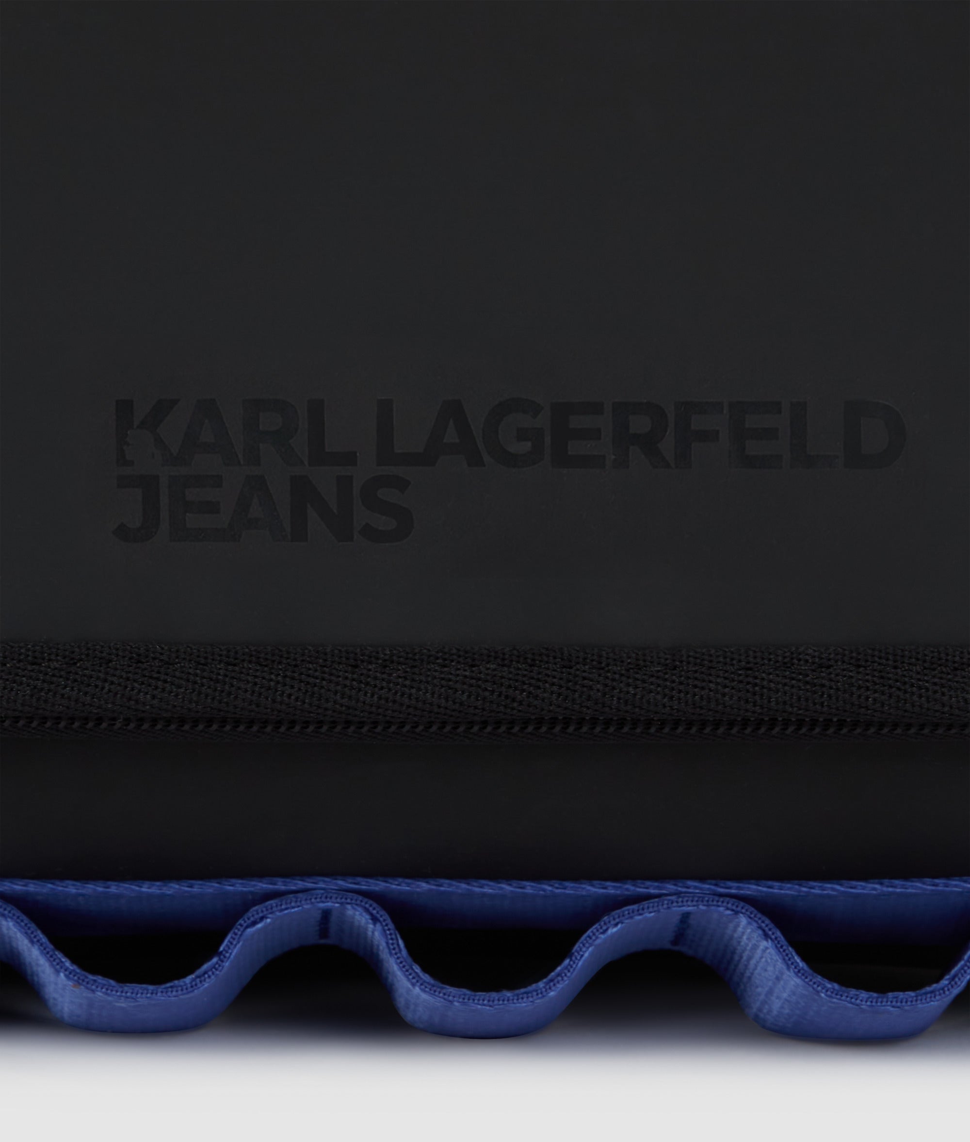 Strap wash bag - Image 2