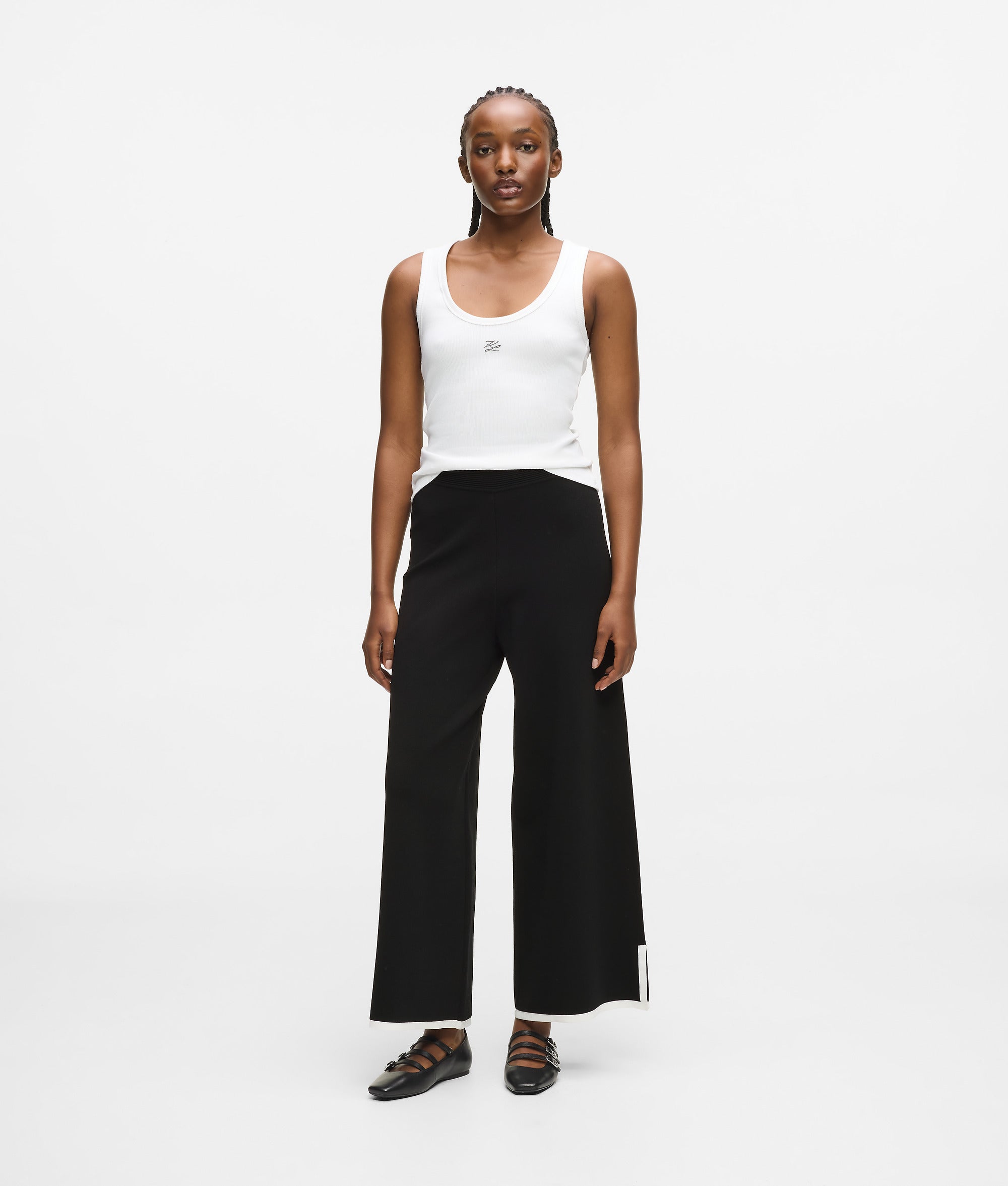 Contrast piping culottes