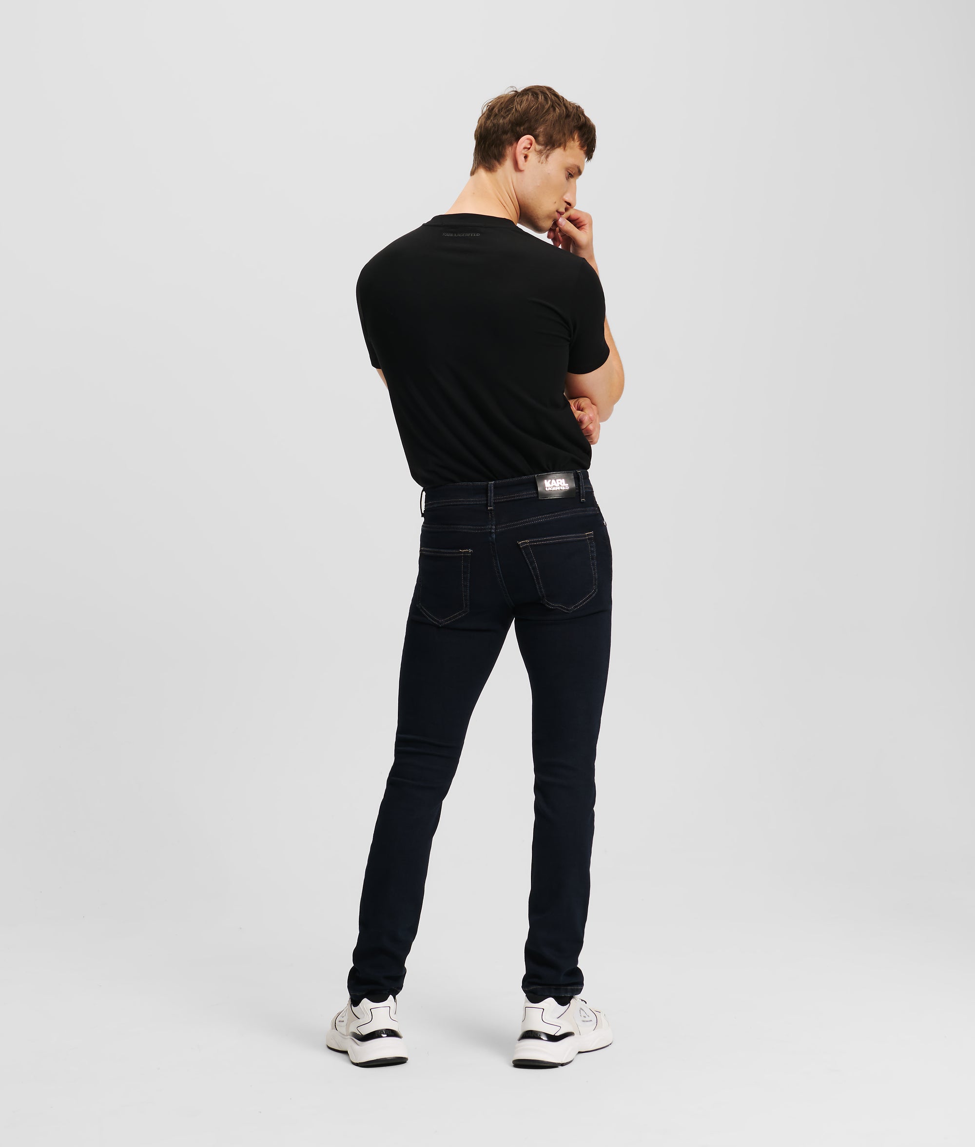 CLASSIC JEANS - Image 3
