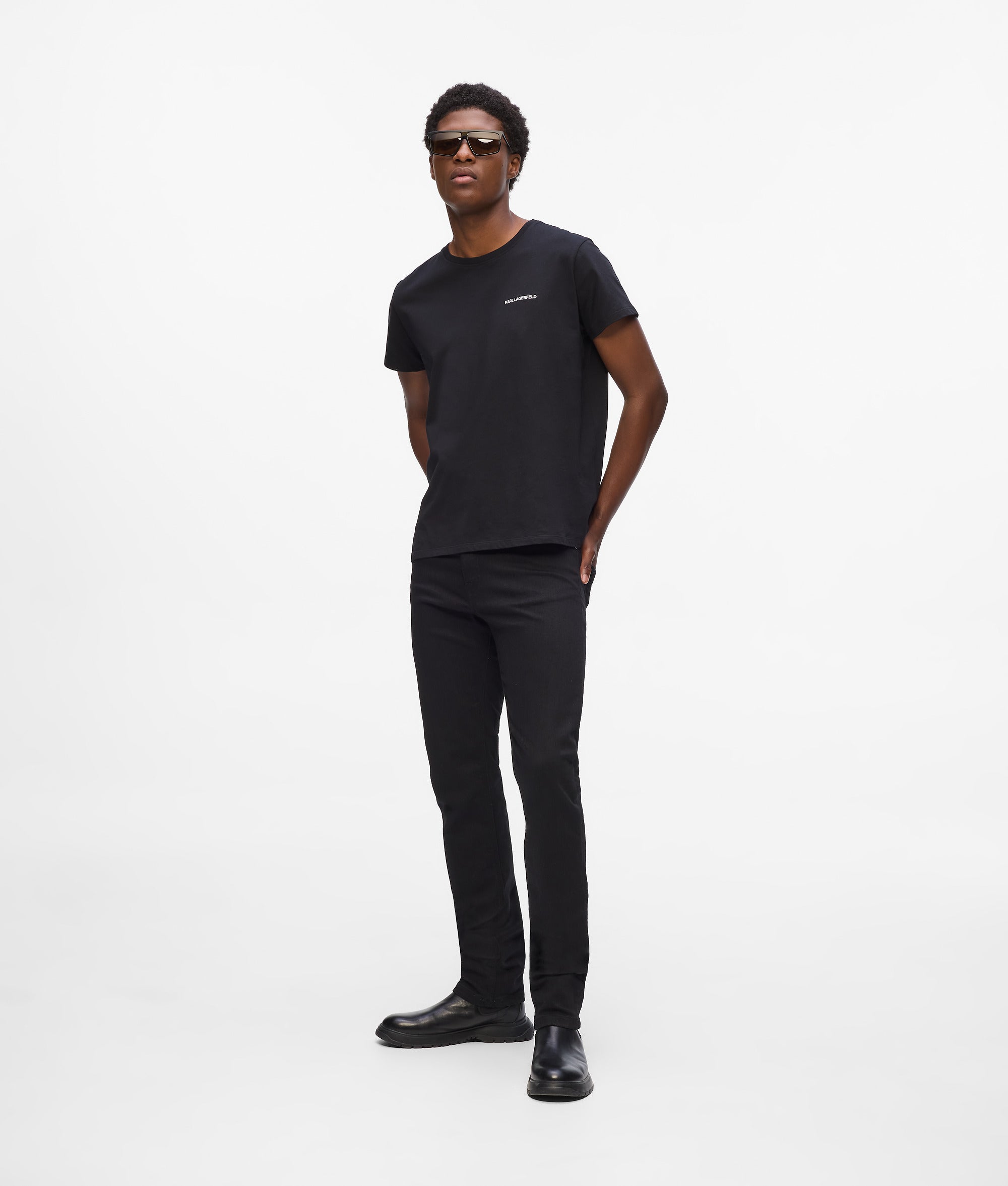 CLASSIC JEANS - Image 4